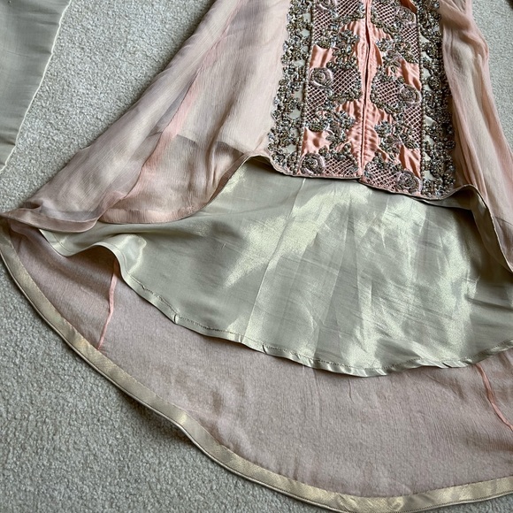 Pakistani shalwar kameez peach heavy kaam wedding dress Eid Indian high low desi - Picture 7 of 17